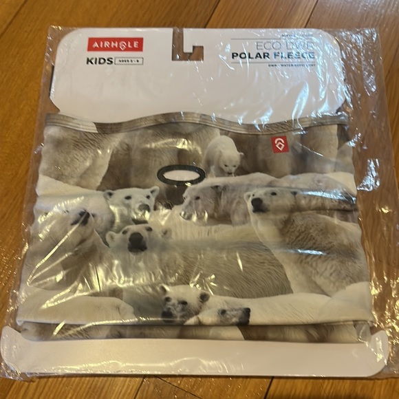 Balaclava Airhole Junior Balaclava Polar Fleece  Neck Gaiter polar bears - Picture 2 of 8